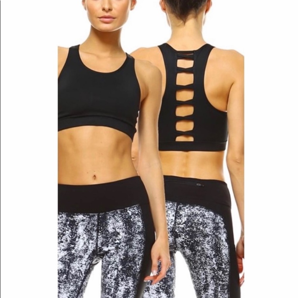 Mono B High Neck Strappy Sports Bra. Size Medium. - Picture 1 of 7